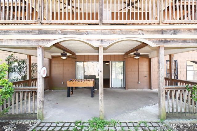 24044 W Flint Ridge Lane, Park Hill, OK 74451