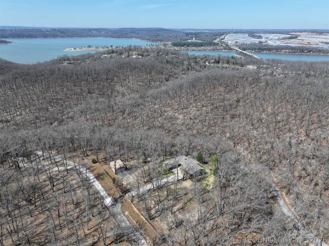 24044 W Flint Ridge Lane, Park Hill, OK 74451