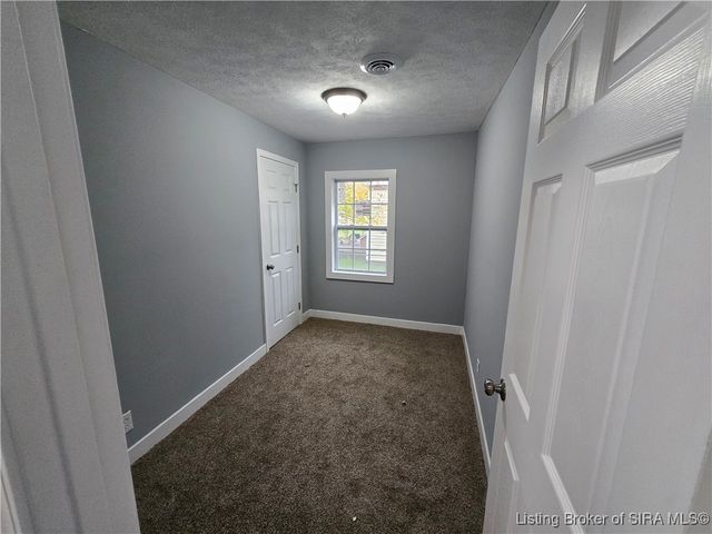 491 W Cross Street, Austin, IN 47102