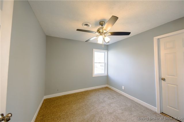 491 W Cross Street, Austin, IN 47102