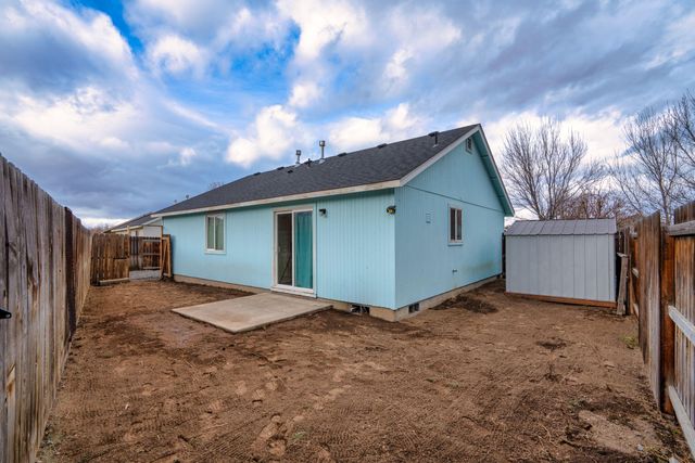 484 NE Spruce Court, Redmond, OR 97756