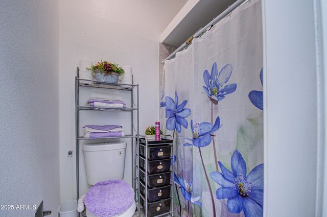 8021 W CHARTER OAK Road, Peoria, AZ 85381