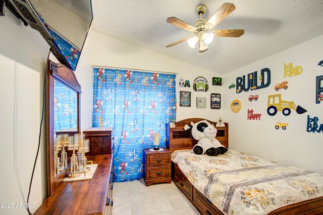 8021 W CHARTER OAK Road, Peoria, AZ 85381