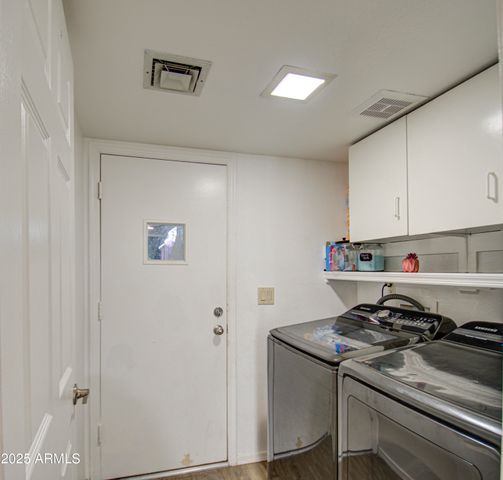 8021 W CHARTER OAK Road, Peoria, AZ 85381