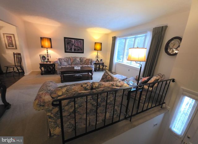 26654 FOREST HALL DR, Mechanicsville, MD 20659