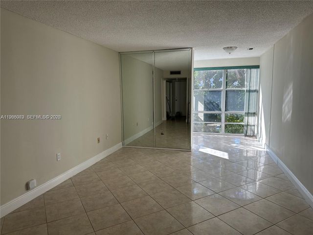 17570 Atlantic Blvd 407, Sunny Isles Beach, FL 33160
