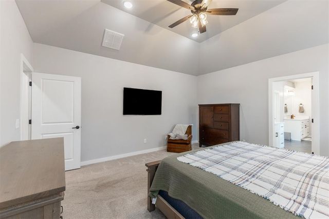 1514 Pineridge Circle, Piedmont, OK 73078