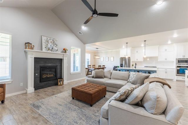 1514 Pineridge Circle, Piedmont, OK 73078