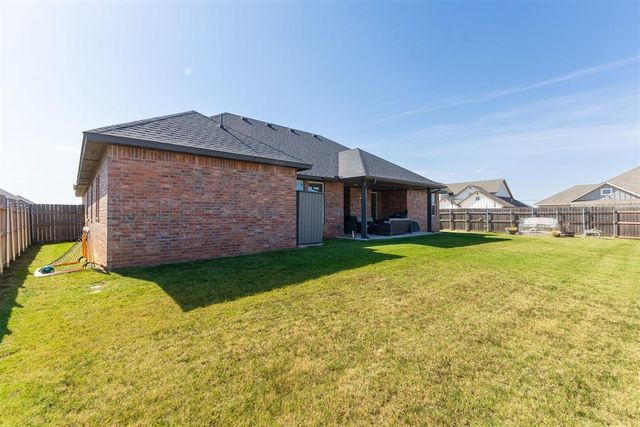 1514 Pineridge Circle, Piedmont, OK 73078