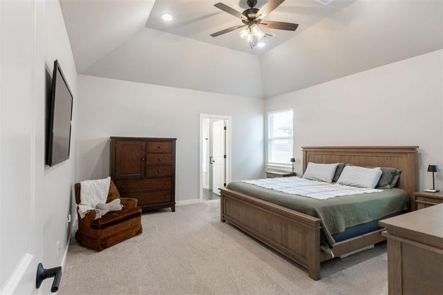 1514 Pineridge Circle, Piedmont, OK 73078