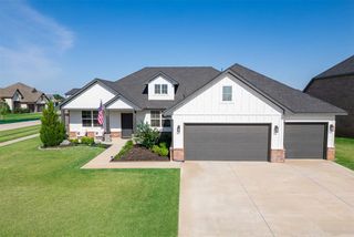 1514 Pineridge Circle, Piedmont, OK 73078