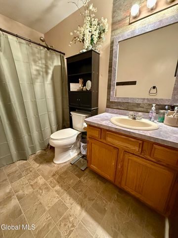 4 Joseph Court, Queensbury, NY 12804