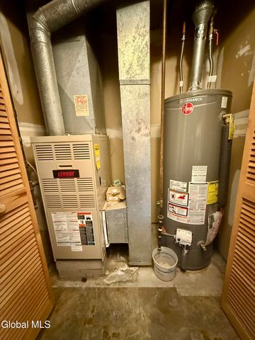 4 Joseph Court, Queensbury, NY 12804