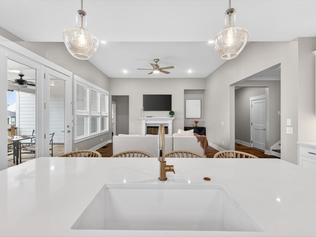 3010 Shandor St, Spring Hill, TN 37174