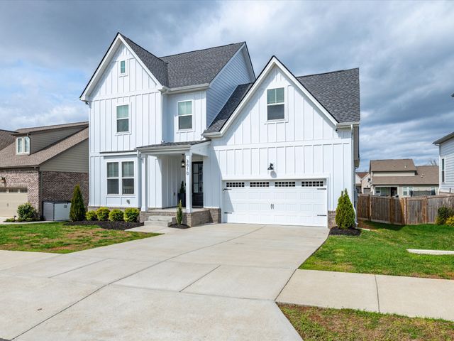 3010 Shandor St, Spring Hill, TN 37174