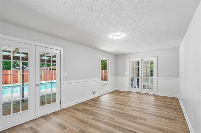 221 Mills Creek Path, Hiram, GA 30141