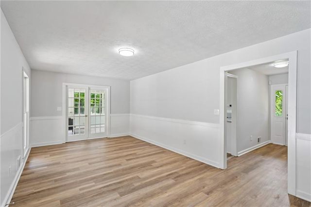 221 Mills Creek Path, Hiram, GA 30141