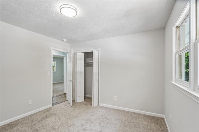 221 Mills Creek Path, Hiram, GA 30141