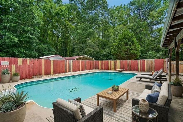 221 Mills Creek Path, Hiram, GA 30141