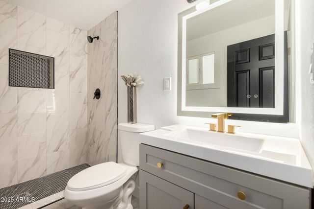 3774 E EVANS Drive, Phoenix, AZ 85032