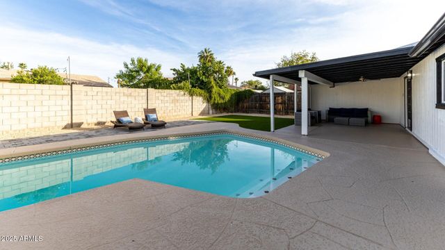 3774 E EVANS Drive, Phoenix, AZ 85032