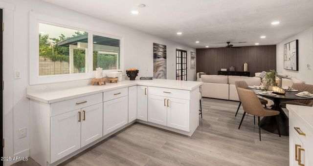 3774 E EVANS Drive, Phoenix, AZ 85032