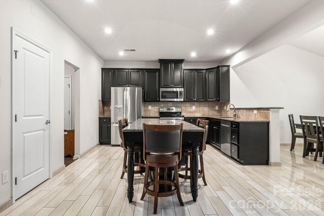 3536 Canyon Live Oak Court, Gastonia, NC 28056