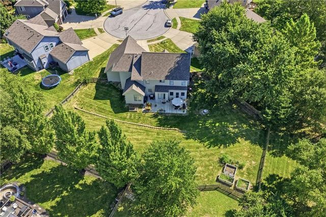 1403 NE 94th Court, Kansas City, MO 64155