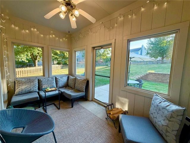 1403 NE 94th Court, Kansas City, MO 64155