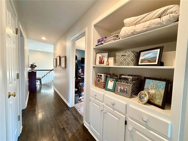 1403 NE 94th Court, Kansas City, MO 64155