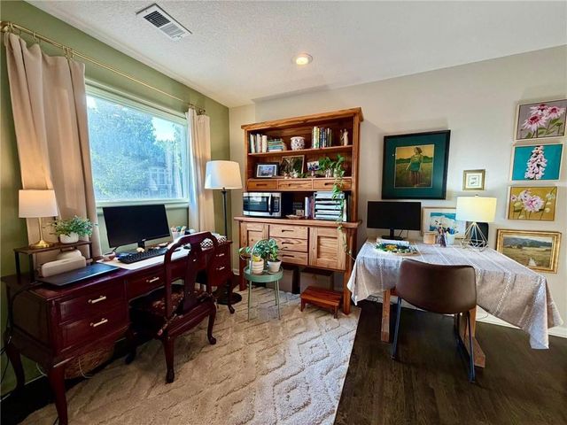 1403 NE 94th Court, Kansas City, MO 64155