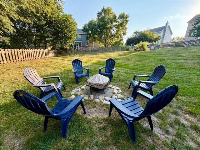 1403 NE 94th Court, Kansas City, MO 64155