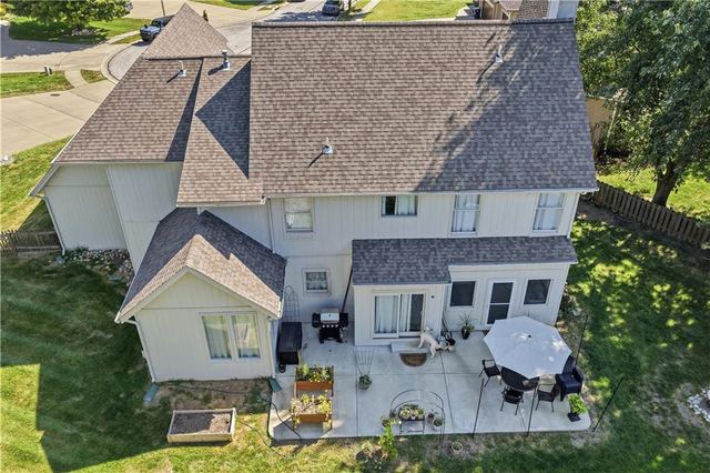 1403 NE 94th Court, Kansas City, MO 64155