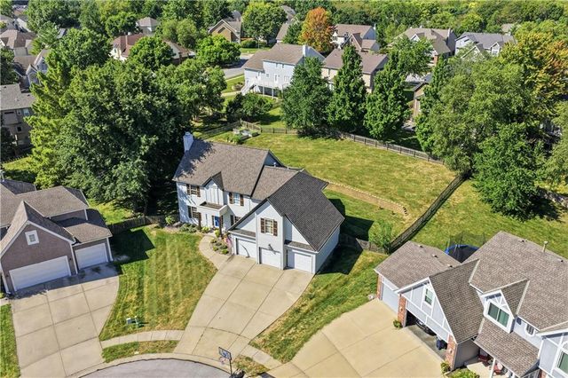 1403 NE 94th Court, Kansas City, MO 64155