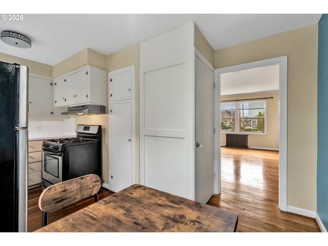 1411 N ALBERTA St 1, Portland, OR 97217