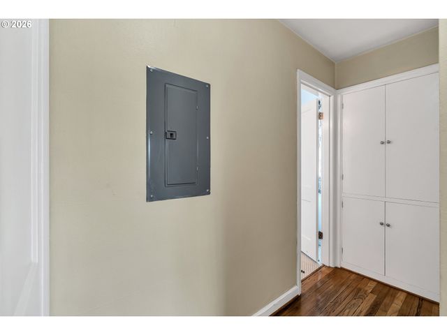 1411 N ALBERTA St 1, Portland, OR 97217