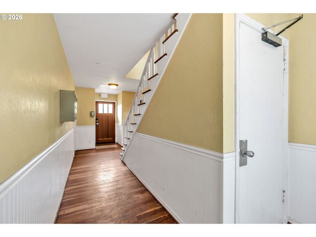 1411 N ALBERTA St 1, Portland, OR 97217