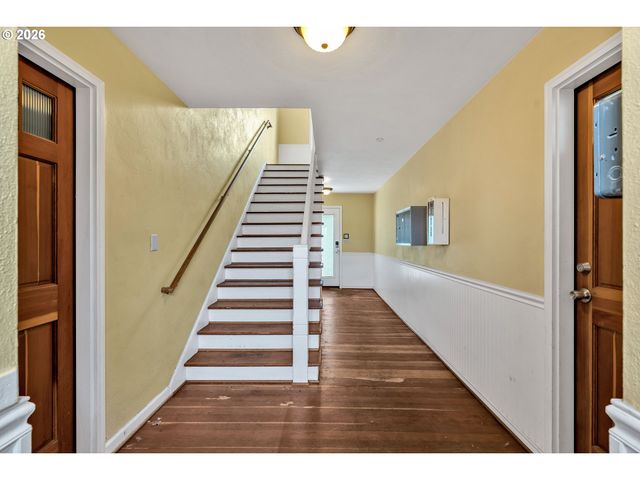 1411 N ALBERTA St 1, Portland, OR 97217