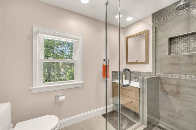 4215 OAKRIDGE, Chevy Chase, MD 20815