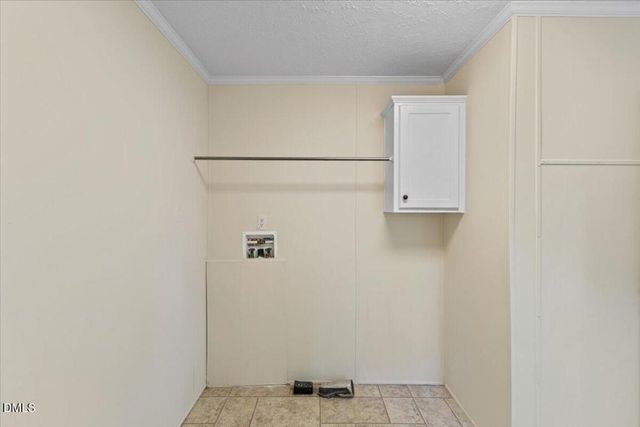 922 Humminfbird Road, Four Oaks, NC 27524