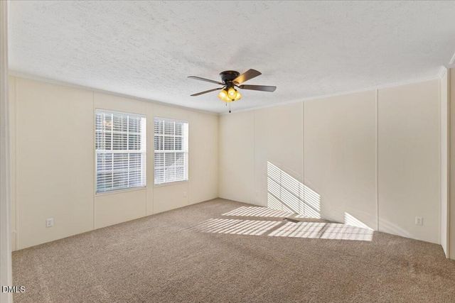 922 Humminfbird Road, Four Oaks, NC 27524