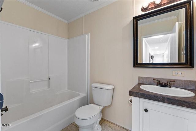 922 Humminfbird Road, Four Oaks, NC 27524