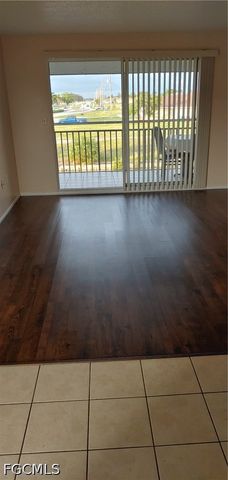 723 SE 10th ST, Cape Coral, FL 33990