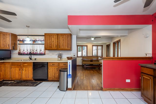 25172 W Columbia Bay Drive, Lake Villa, IL 60046