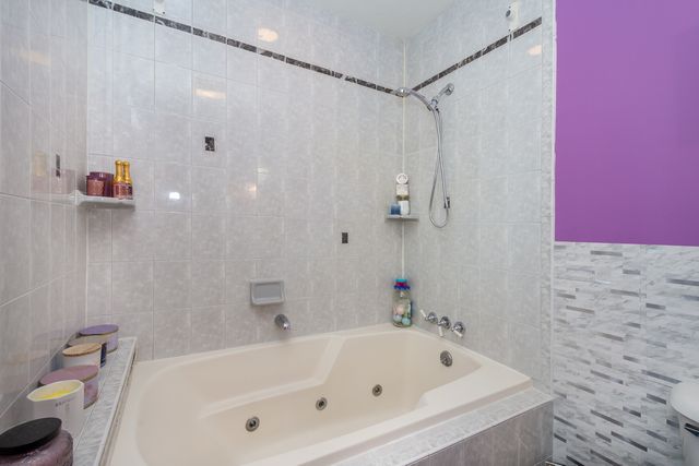 25172 W Columbia Bay Drive, Lake Villa, IL 60046