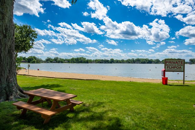 25172 W Columbia Bay Drive, Lake Villa, IL 60046