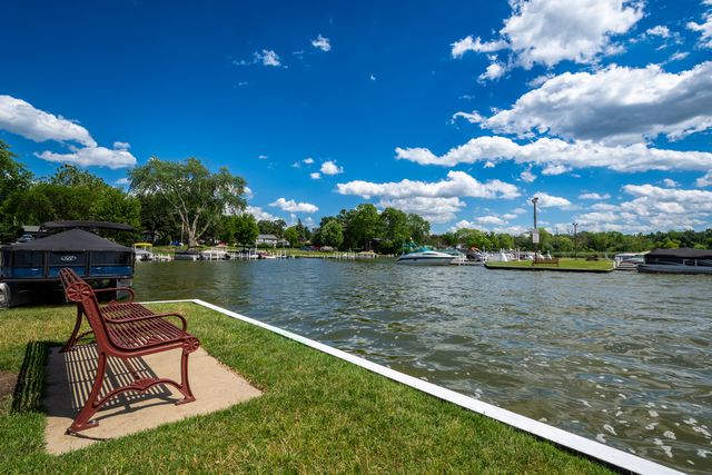 25172 W Columbia Bay Drive, Lake Villa, IL 60046