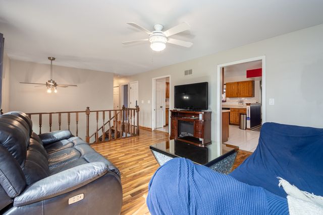 25172 W Columbia Bay Drive, Lake Villa, IL 60046