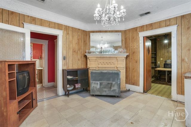 607 Seiler Avenue, Savannah, GA 31405