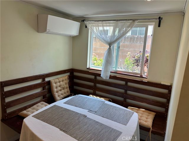 10338 Eastborne, Los Angeles, CA 90024